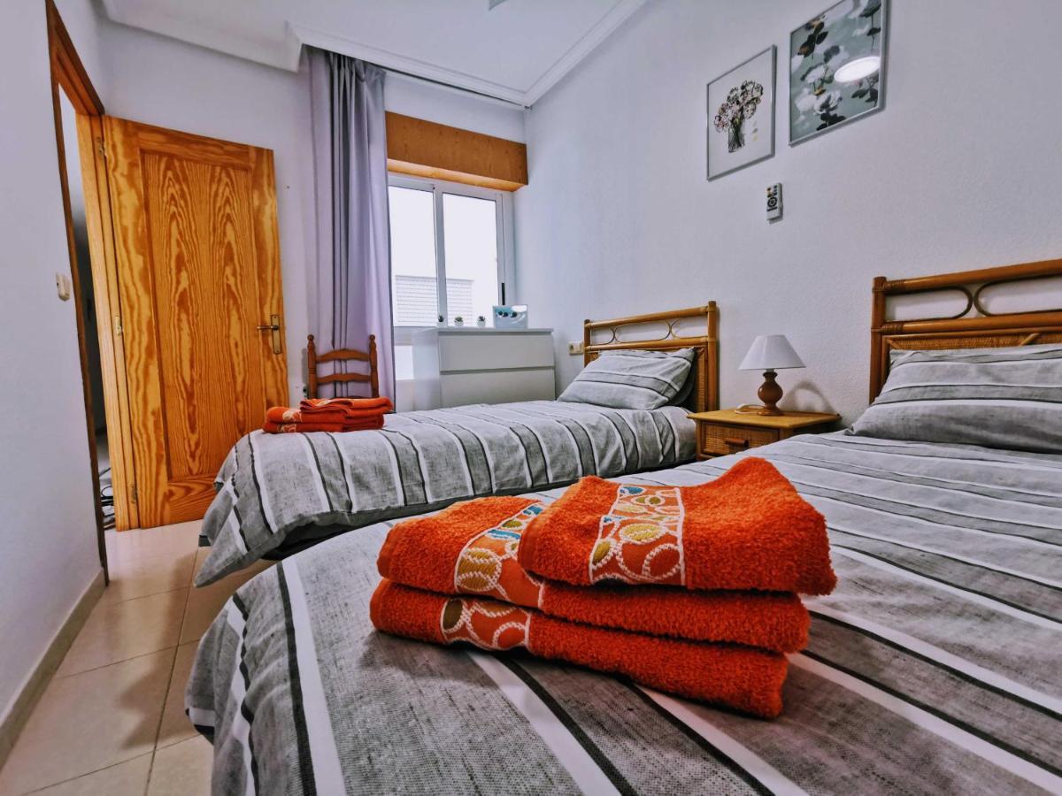 El Sombrero Apartment With Free Wifi Playa Del Cura Торевьиа Экстерьер фото