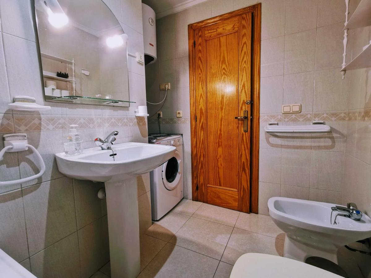 El Sombrero Apartment With Free Wifi Playa Del Cura Торевьиа Экстерьер фото