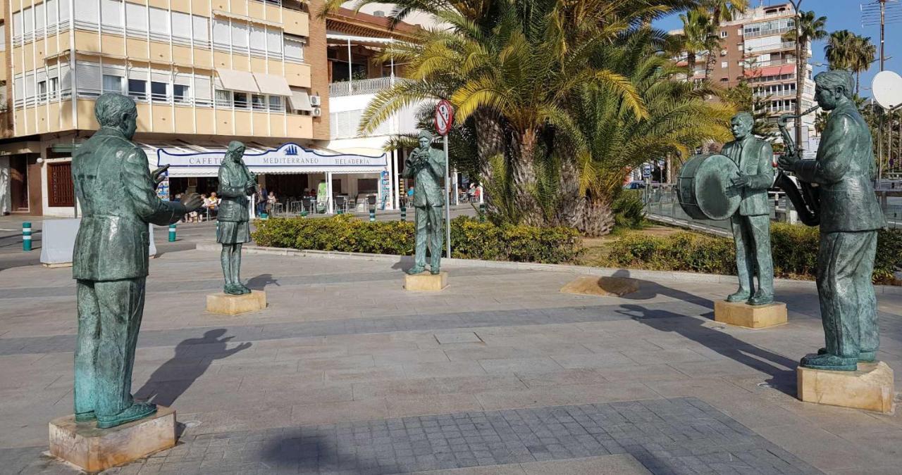 El Sombrero Apartment With Free Wifi Playa Del Cura Торевьиа Экстерьер фото