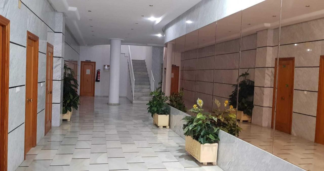El Sombrero Apartment With Free Wifi Playa Del Cura Торевьиа Экстерьер фото